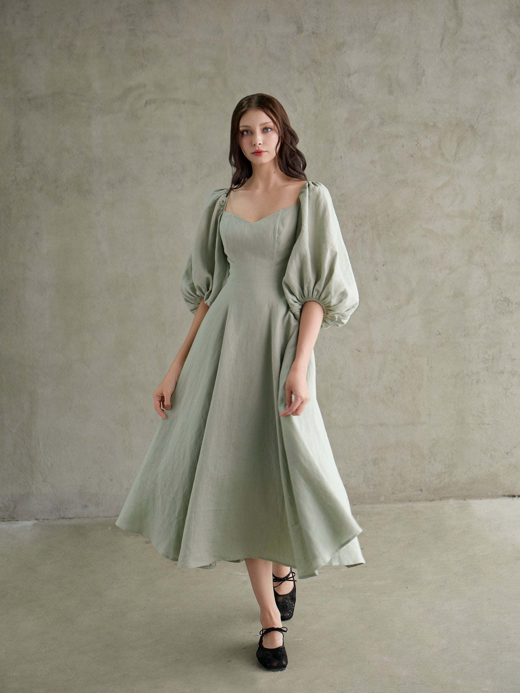 heather green dress In Pale silhouette:fit-and-flare